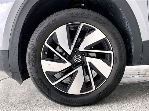 Used 2025 Volkswagen Atlas SE FWD image 11