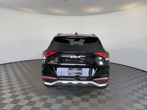 Certified 2023 Kia Sportage SX AWD/4WD image 9