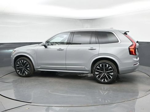 New 2026 Volvo XC90 T8 Plus w/ Protection Package Premier AWD/4WD image 7
