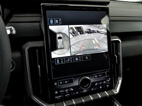 New 2027 GMC Acadia Elevation w/ Elevation Premium Package AWD/4WD image 13