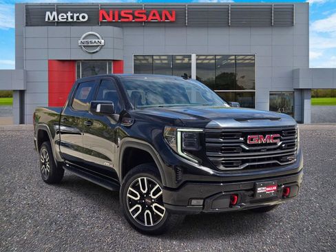 Used 2024 GMC Sierra 1500 AT4 w/ Technology Package image 1