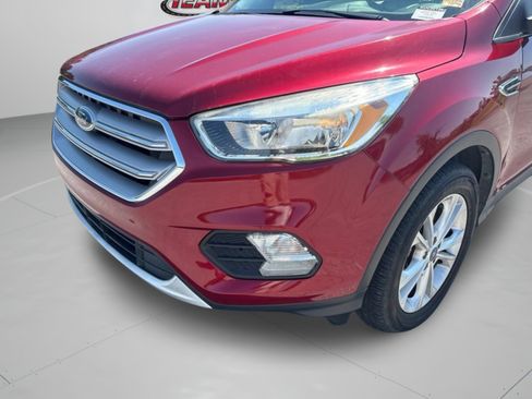 Used 2019 Ford Escape SE FWD image 32