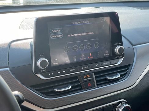 Certified 2023 Nissan Altima 2.5 SR FWD image 14