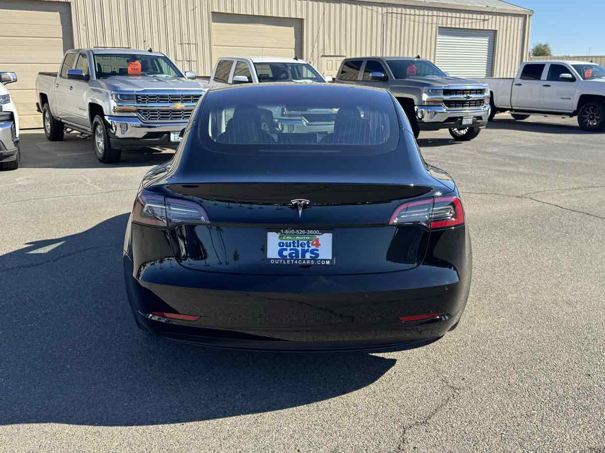 Used 2018 Tesla Model 3 Long Range RWD image 8