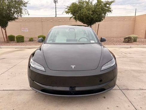 Used 2025 Tesla Model 3 Long Range AWD/4WD image 3