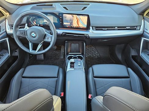 Used 2025 BMW X1 xDrive28i w/ Premium Package image 20