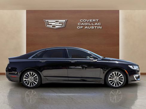 Used 2020 Lincoln MKZ FWD image 5