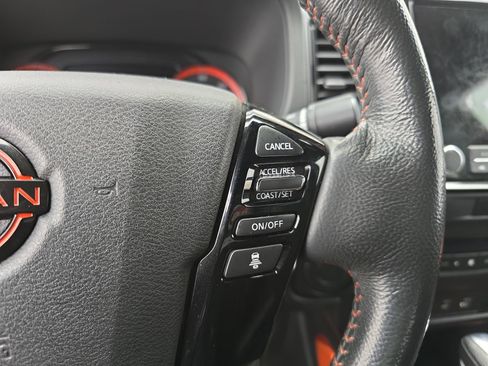 Used 2022 Nissan Frontier Pro-X image 17