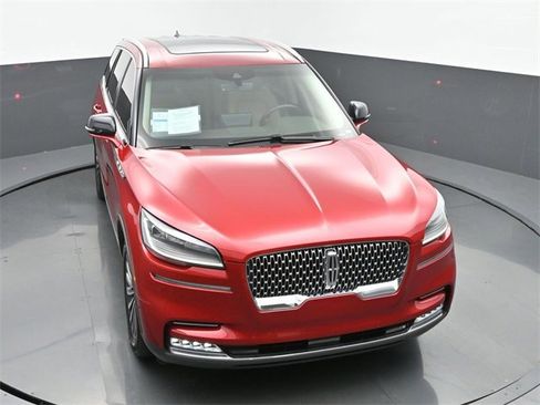 Used 2021 Lincoln Aviator Reserve w/ Equipment Group 201A image 47