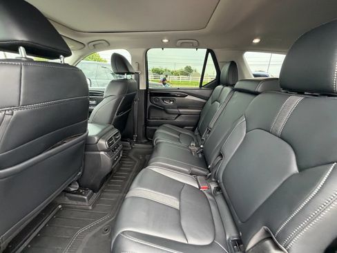 Used 2023 Honda Pilot Touring image 17