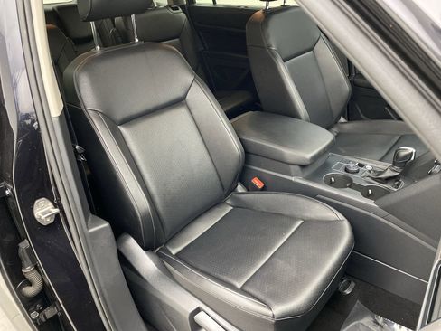 Used 2019 Volkswagen Atlas SE w/ Panoramic Sunroof Package AWD/4WD image 17