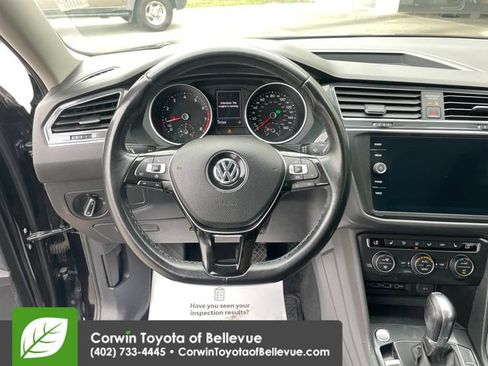 Used 2019 Volkswagen Tiguan SE w/ Panoramic Sunroof Package AWD/4WD image 26