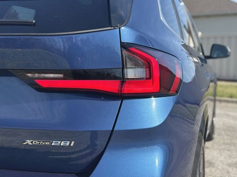 Certified 2023 BMW X1 xDrive28i w/ Premium Package image 12