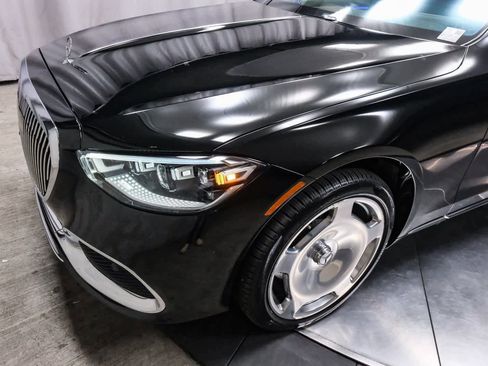 Certified 2024 Mercedes-Benz Maybach S 580 4MATIC image 12