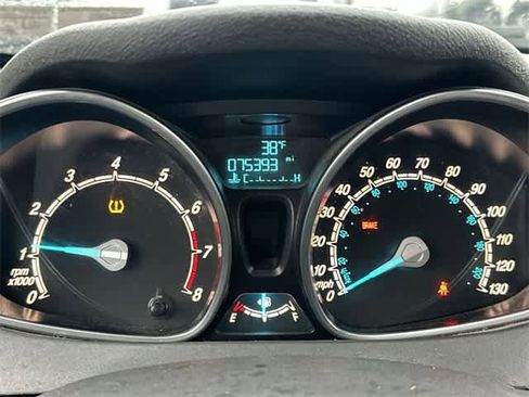 Used 2015 Ford Fiesta SE image 6