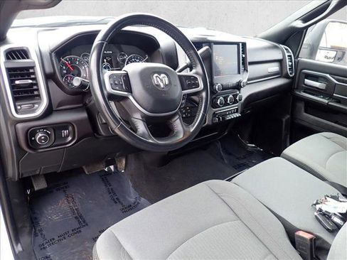 Used 2024 RAM 2500 Big Horn w/ Off Road Package AWD/4WD image 9