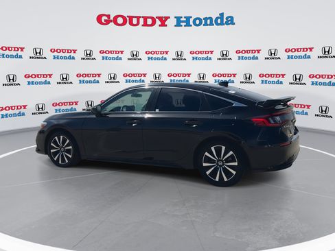Certified 2024 Honda Civic EX-L image 6