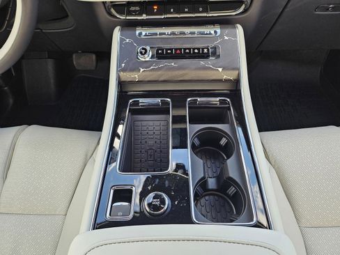 New 2026 Lincoln Aviator Black Label w/ Jet Appearance Package image 19