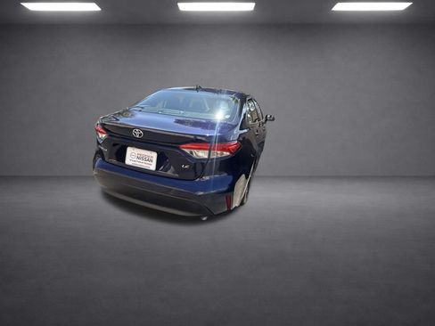 Used 2024 Toyota Corolla LE FWD image 11