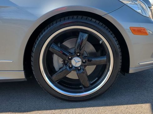 Used 2011 Mercedes-Benz E 350 Cabriolet image 22