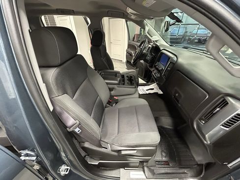 Used 2015 Chevrolet Silverado 3500 LT w/ LT Convenience Package image 36