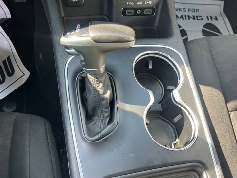 Used 2020 Dodge Durango SXT AWD/4WD image 24