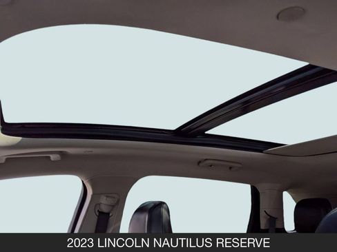 Used 2023 Lincoln Nautilus Reserve FWD image 15
