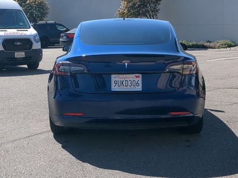Used 2021 Tesla Model 3 Standard Range Plus image 7