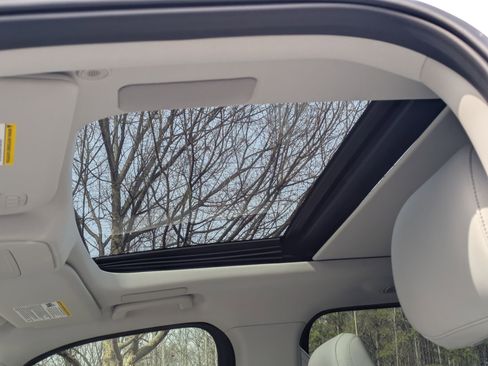 Certified 2025 Ford Expedition Platinum w/ Driver's Package image 15