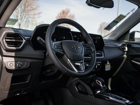 New 2026 Chevrolet TrailBlazer LT AWD/4WD image 19