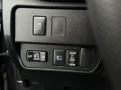 Certified 2020 Toyota Tacoma TRD Sport image 30