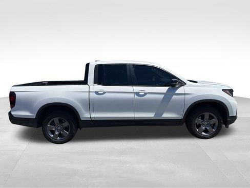 Used 2024 Honda Ridgeline TrailSport image 5