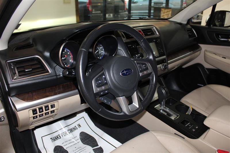 Used 2017 Subaru Outback 2.5i Limited AWD/4WD image 11
