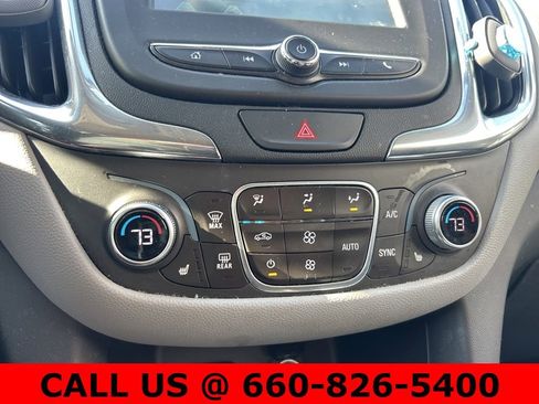 Used 2018 Chevrolet Equinox LT image 15