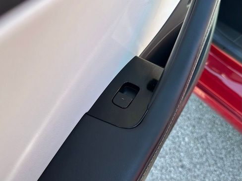 Used 2018 Tesla Model 3 Long Range image 23