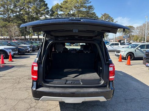 Used 2021 Ford Expedition Max XLT image 10