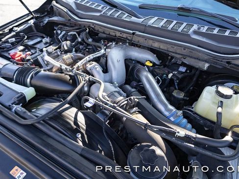 Used 2022 Ford F350 Platinum w/ FX4 Off-Road Package image 53