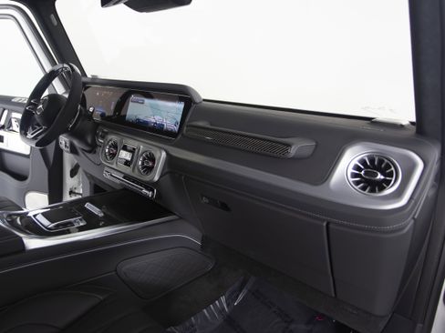 Used 2025 Mercedes-Benz G 63 AMG G 63 AMG image 27
