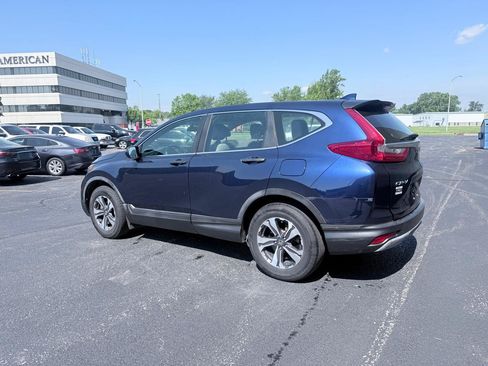 Used 2017 Honda CR-V LX image 3