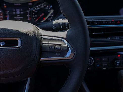New 2026 Jeep Compass Latitude AWD/4WD image 27