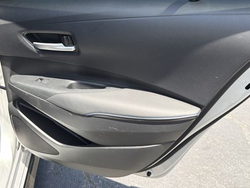Used 2021 Toyota Corolla SE FWD image 19