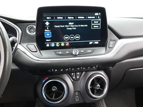 Used 2023 Chevrolet Blazer LT FWD image 22
