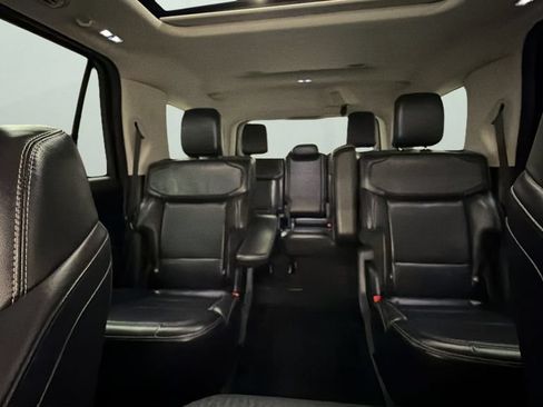 Used 2025 Ford Expedition Platinum AWD/4WD image 22