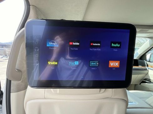 Certified 2025 Cadillac Escalade Sport Platinum image 18