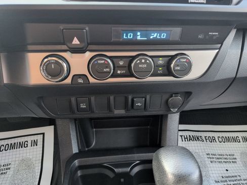 Used 2023 Toyota Tacoma SR AWD/4WD image 18