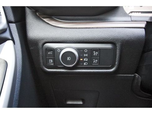 Used 2021 Ford Explorer Limited w/ Hybrid Equipment Group 310A RWD image 21