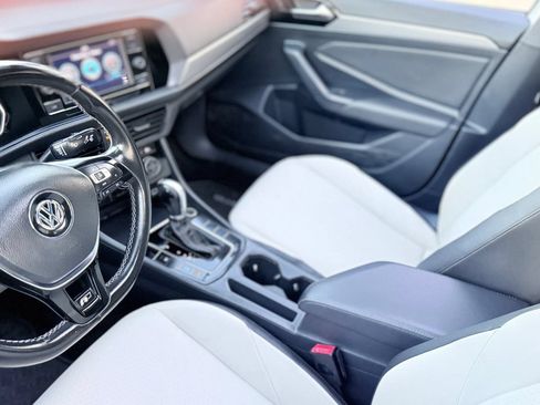 Used 2019 Volkswagen Jetta R-Line FWD image 13