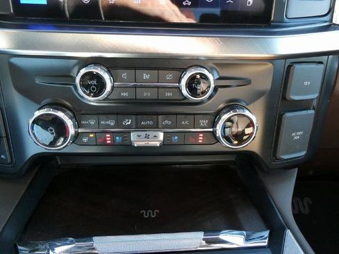 Certified 2024 Ford F250 King Ranch w/ Chrome Package image 30