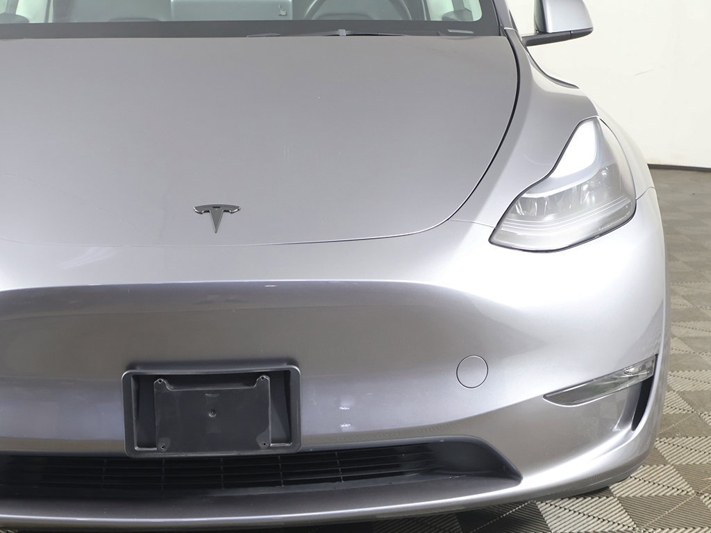 Used 2025 Tesla Model Y Long Range AWD/4WD image 17