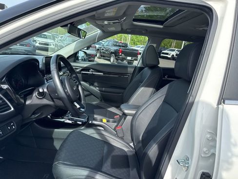 Used 2023 Kia Seltos EX image 9